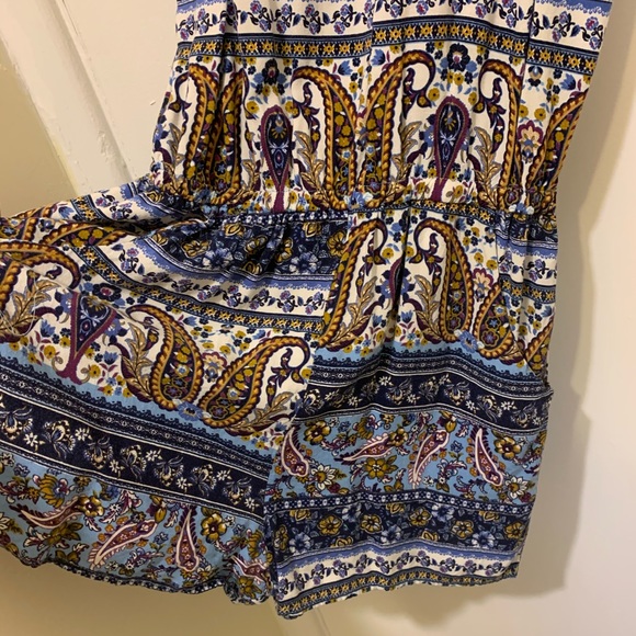 Pink Rose Sleeveless Romper - Picture 2 of 6